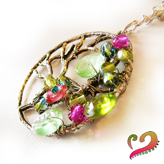 collar arbol