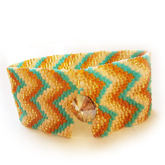 Gold and Blue Beads Zig Zag Bracelet - Espiga Beadwork Bracelet