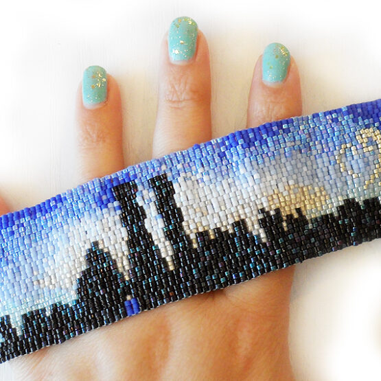 New York Lovers Bracelet - Blue and Black Beads Glass Bracelet