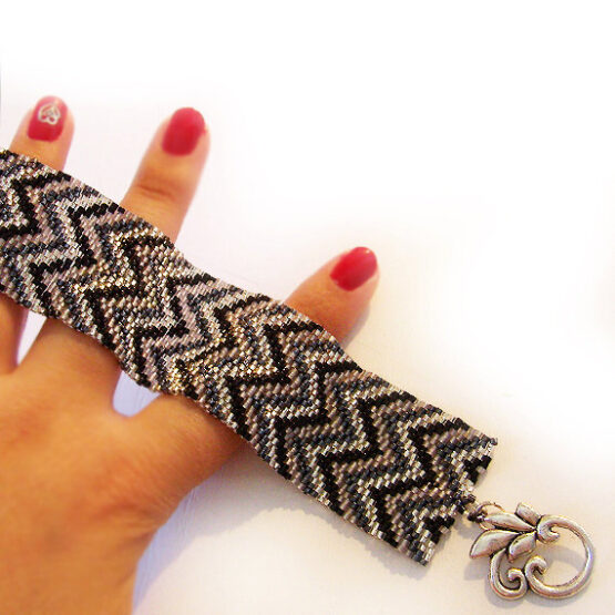 Zig Zag Black Silver Bracelet - Herringbone Beadwork Bracelet