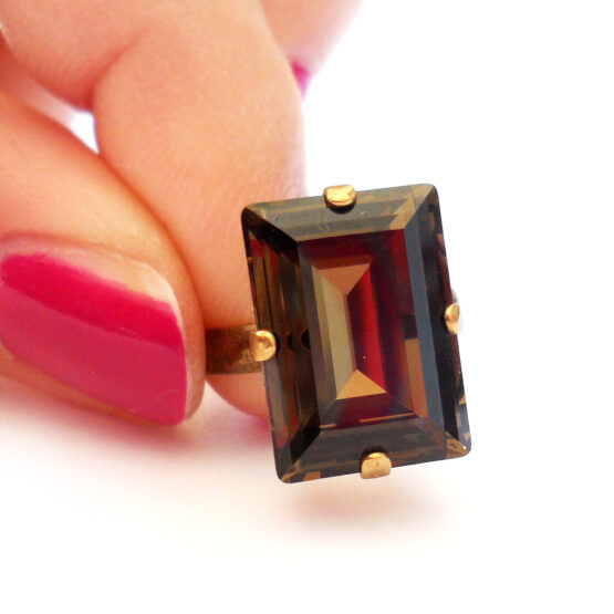 Anillo Swarovski Rectangular Marron