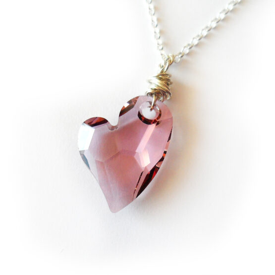 Collar Carmen con Corazon de Swarovski Rosado Vintage